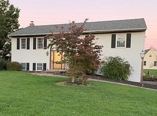 228 Mill Rd, Mount Joy, PA 17552