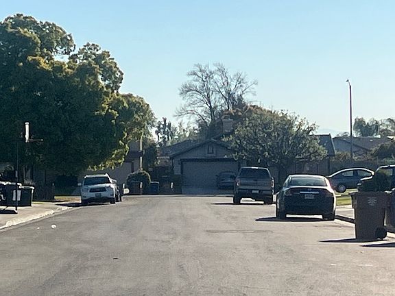 4th image of 6001 Golden Sunset Ct