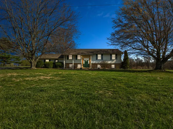 8720 Wades Mill Rd, Mount Sterling, KY 40353