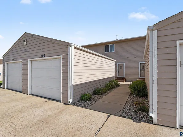 1811 S Sertoma Ave Unit 102, Sioux Falls, SD 57106