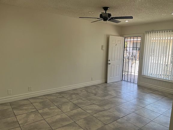 5th image of 10718 Crenshaw Blvd #E