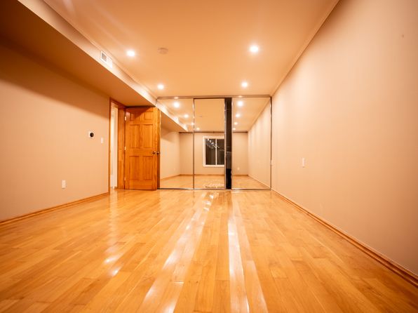 (undisclosed Address)