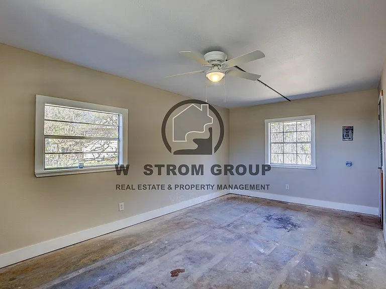 3905 Sanguinet St — Photo 39