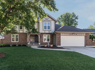 9013 Arlington Ct, Kansas City, MO 64138