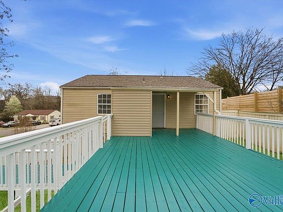 4th image of 203 N Plymouth Rd NW