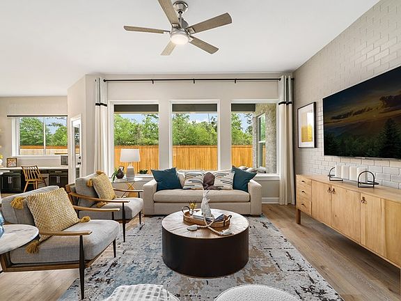 The Omaha - Living Room