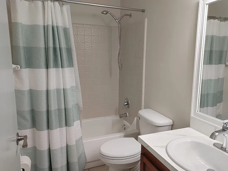 4405 SW 74th Ter #A — Photo 17
