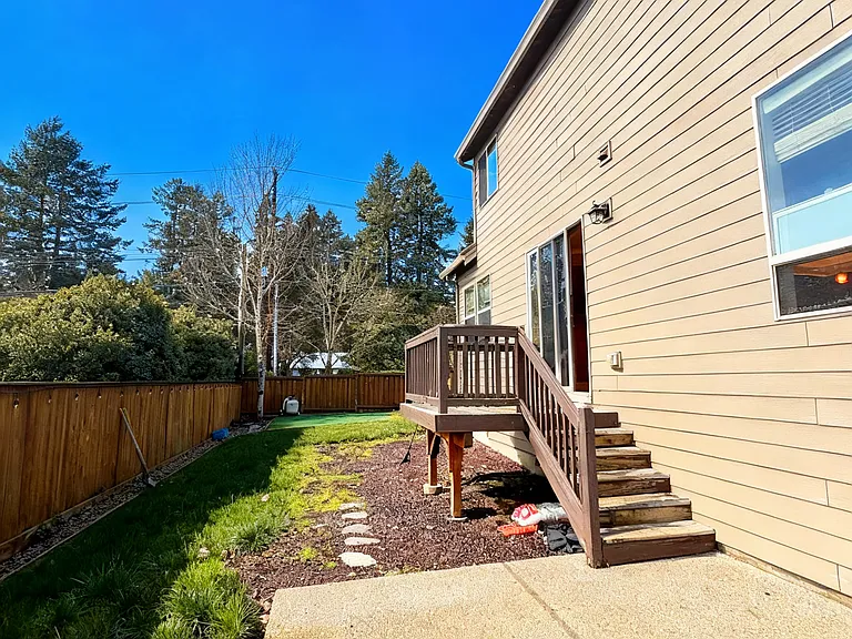 7986 SW Litz Ct — Photo 23