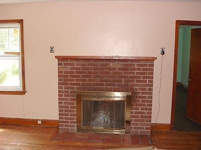 3rd image of 14 Hudson Dr