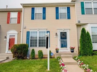 8 Bensmill Ct, Reisterstown, MD 21136
