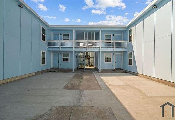 2nd image of 2802 Sealy St APT 1
