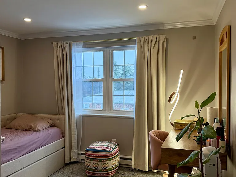 740 Central St #11 — Photo 4