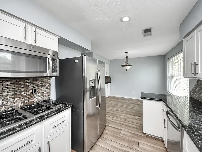 5954 Beaudry Dr — Photo 15