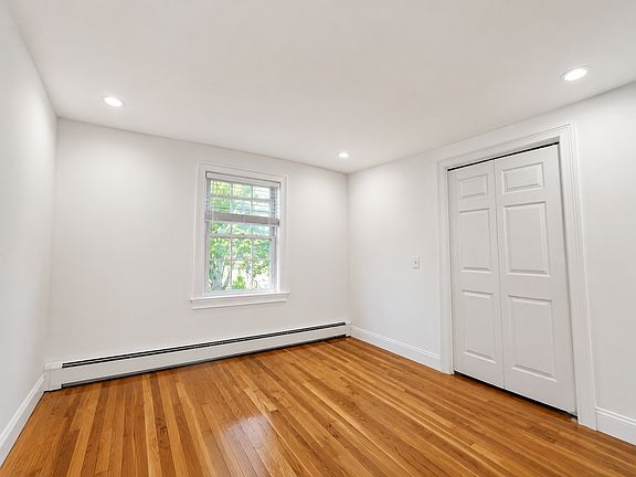4th image of 216 Winthrop Ave #2