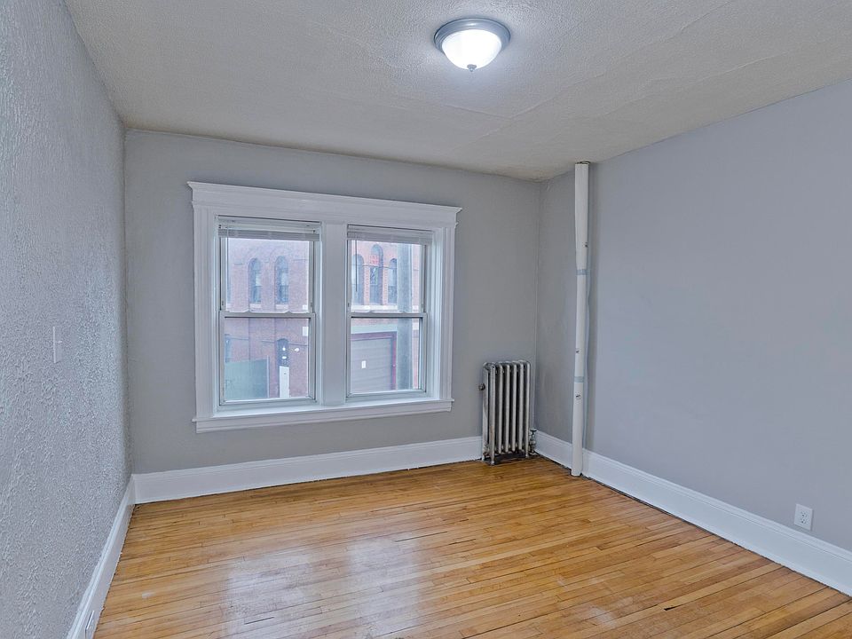1st image of 180 Oakland St APT 7