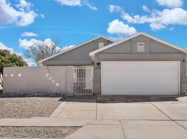 2212 Desert Breeze Dr SW, Albuquerque, NM 87121