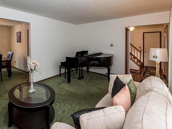 5th image of 3227 Saybrook Ct