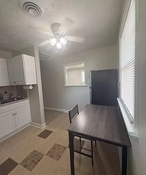 2717 Goolsby Ave — Photo 2