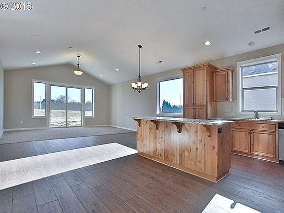 4th image of 11519 NE 130th Ave