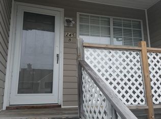 245 Lantana Ln #B, Hampton, VA 23669