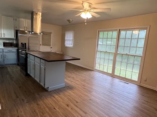 213 Pineview Pl, Americus, GA 31709