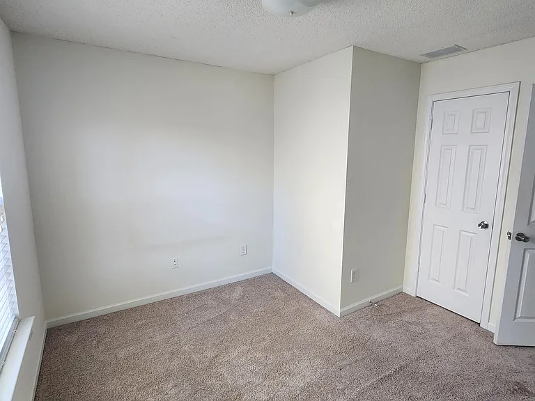 1411 Bay Overlook Dr — Photo 24