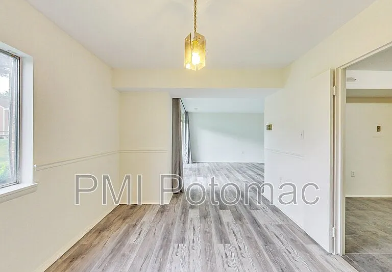 18600 Walkers Choice Rd #1 — Photo 12