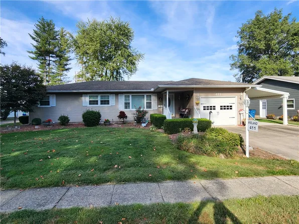 411 N Loyland Dr, Robinson, IL 62454