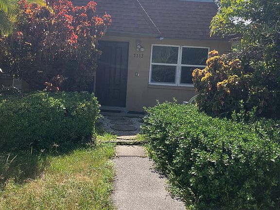 2nd image of 1311 NW 5th Ave #4