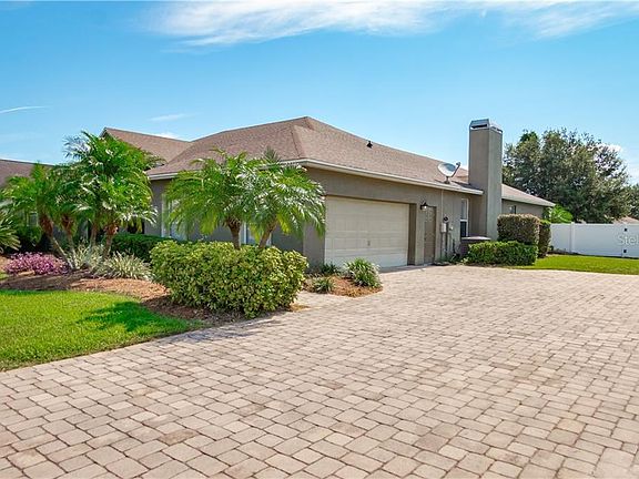 3rd image of 6208 Riverlake Ln
