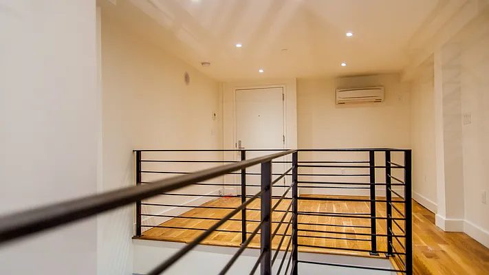 Rented by Nooklyn NYC LLC | media 49