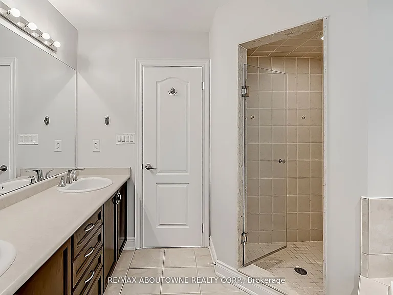 2415 Presquile Dr — Photo 24