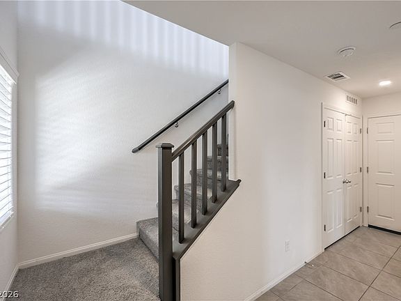 4th image of 6197 Garden Crest St