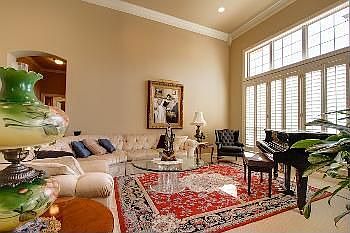3rd image of 1121 Castle Bluff Cir