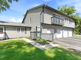 231 Dakota Ct Unit D, Bolingbrook, IL 60440