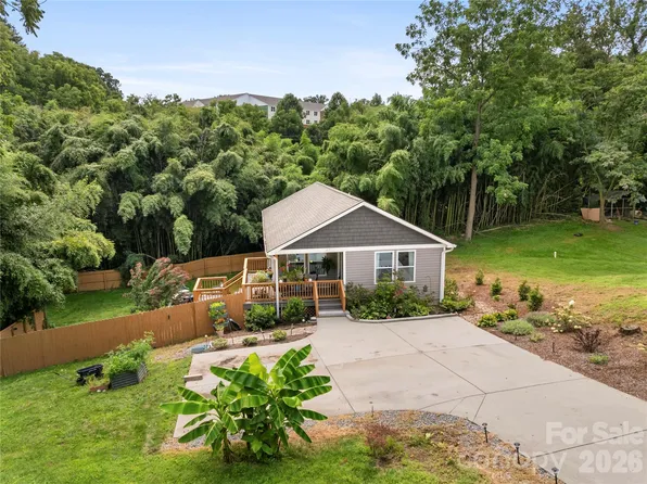 107 Forest St, Asheville, NC 28803