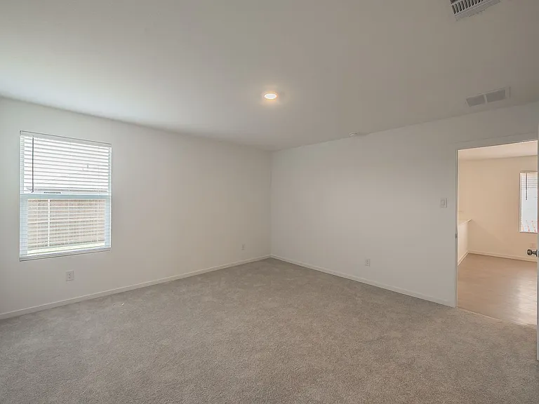 2105 Jesse James Ln — Photo 12