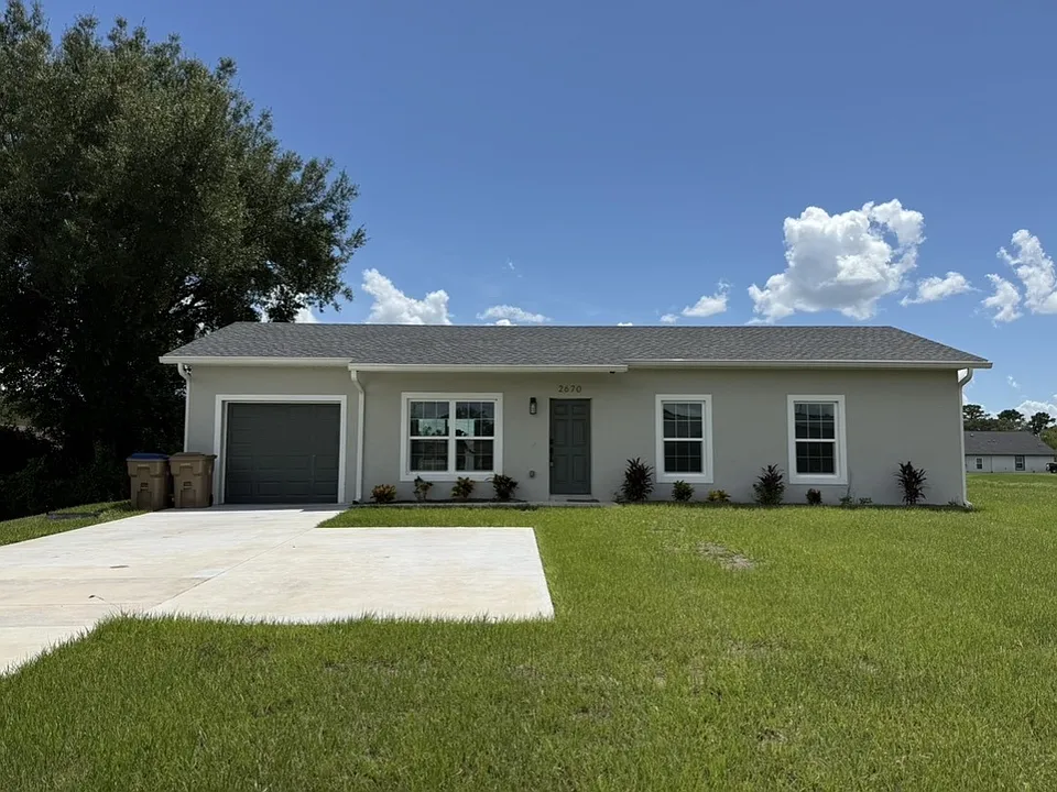 2670 Borinquen Dr