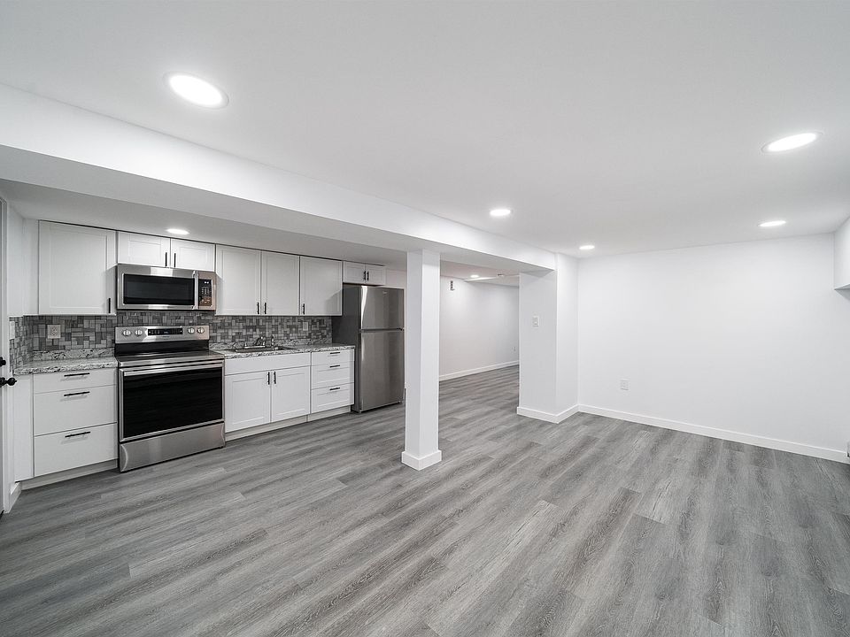 1st image of 248 Fulton Ave