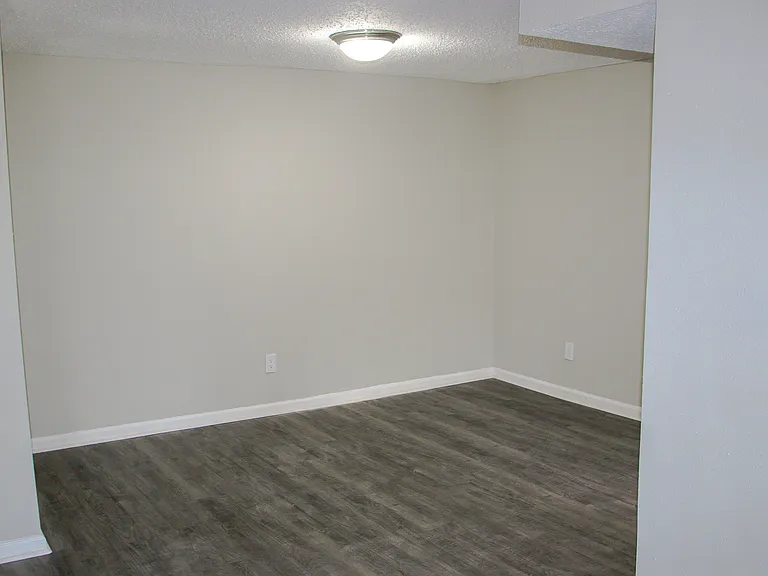 The Residences at Bella Vista — Photo 21