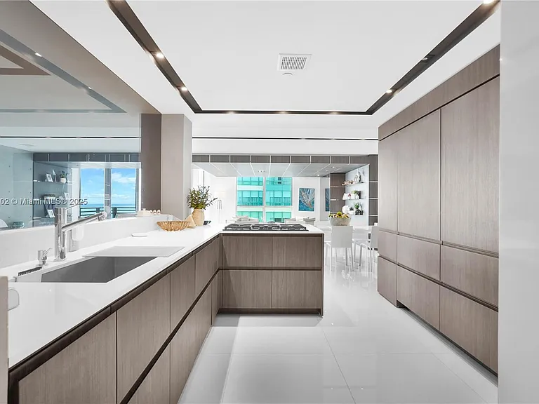 3535 S Ocean Dr #2104 — Photo 50