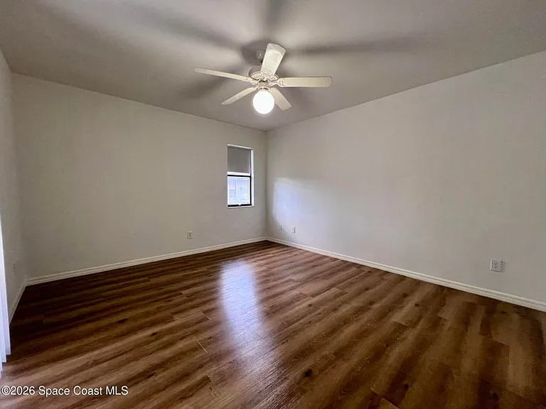 1914 Dipol Courtway — Photo 12
