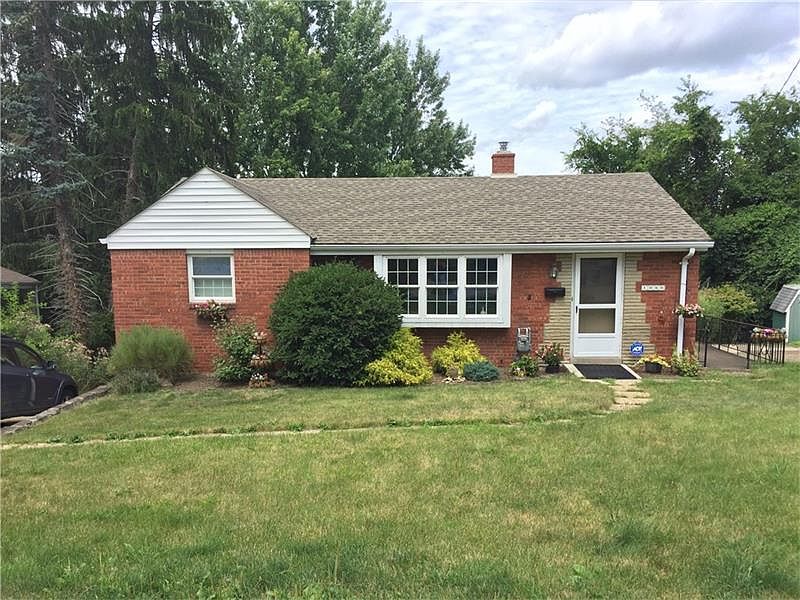 1st image of 1056 Thornwood Dr