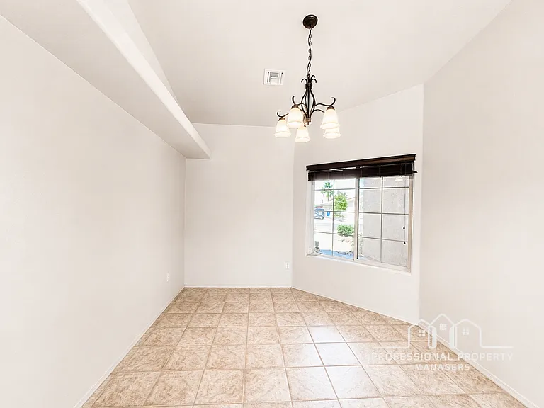 11597 E 25th St — Photo 7