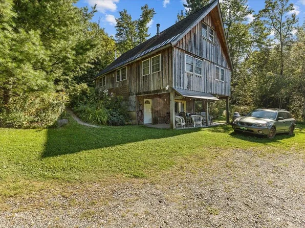 438 West Woodbury Road, Woodbury, VT 05680