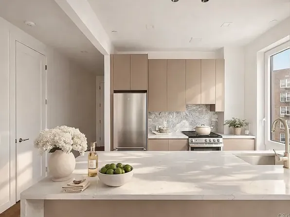 138-25 Barclay Ave #5, Flushing, NY 11355