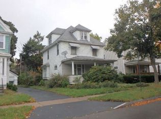 426 Sawyer St, Rochester, NY 14619