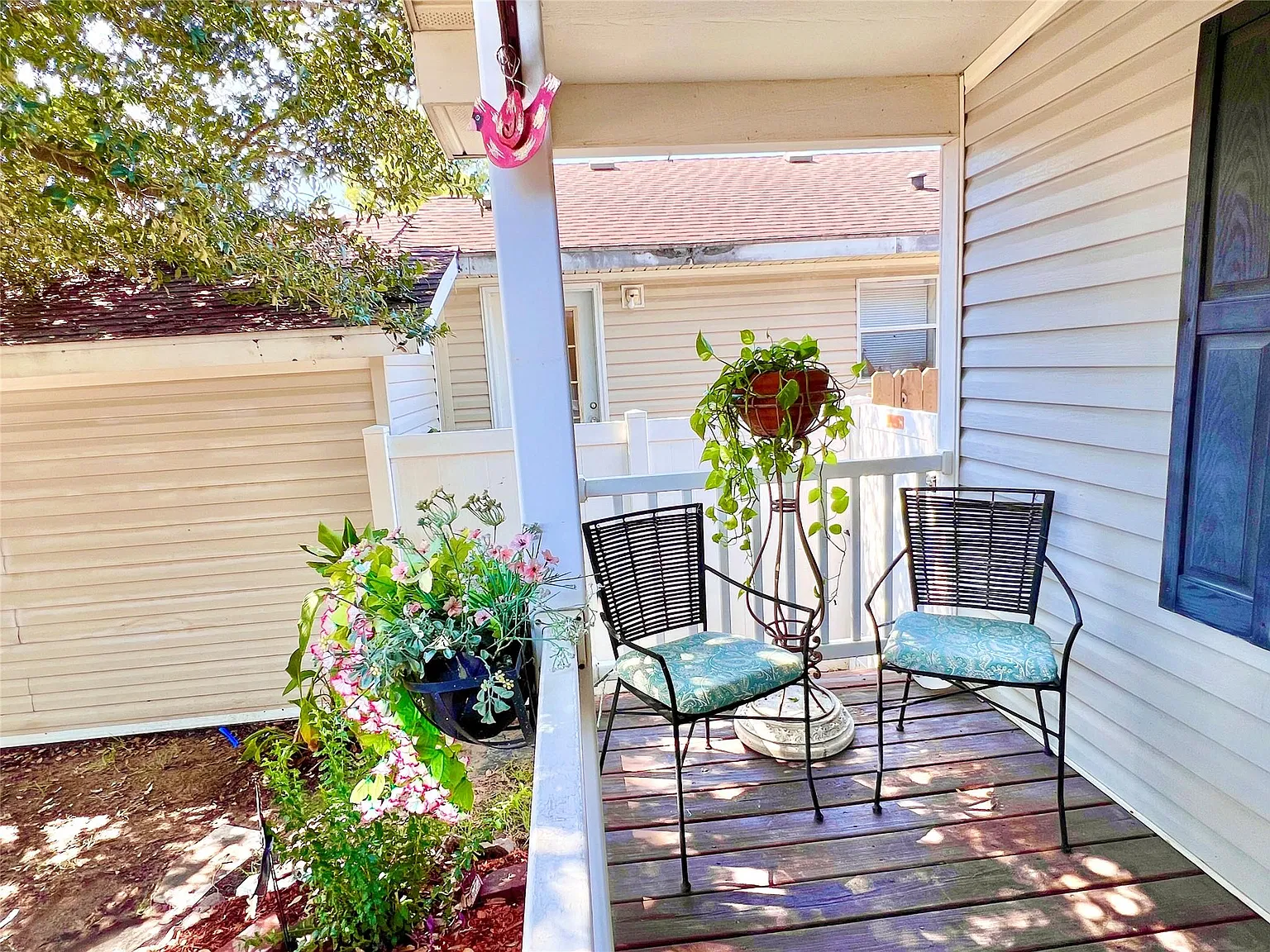 3 bed, 2.0 bath, 1218 sqft, $1,750 — Photo 2