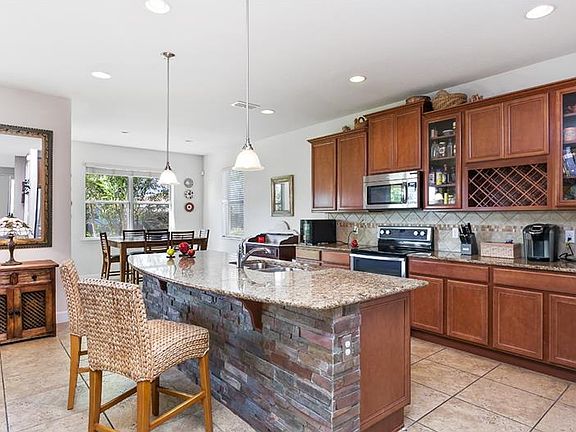 3rd image of 11802 Barletta Dr