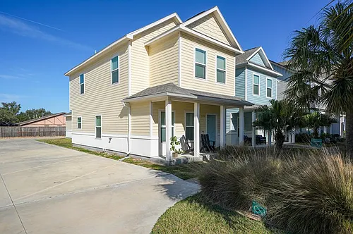 124 Lavaca Cir Photo 1